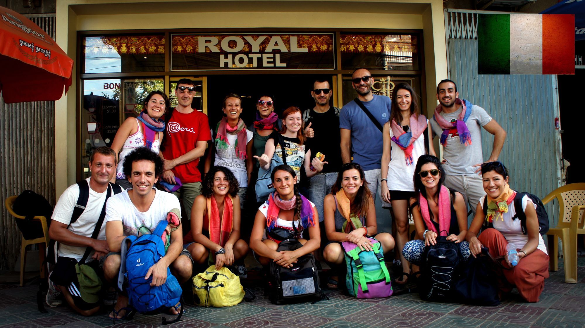 באטאמבנג Royal Hotel מראה חיצוני תמונה